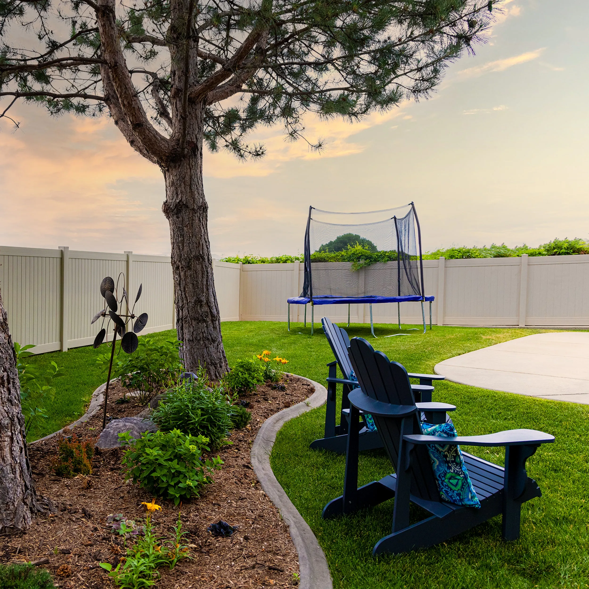 10' Round Trampoline