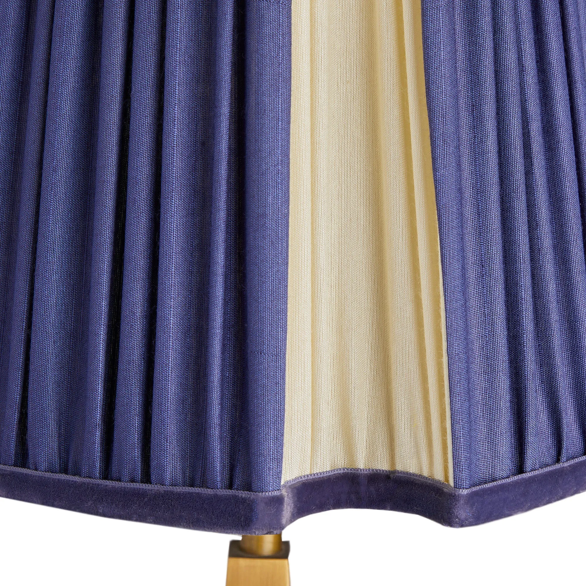 25cm fluted fancy shade in cobalt and cream silk with velvet tape