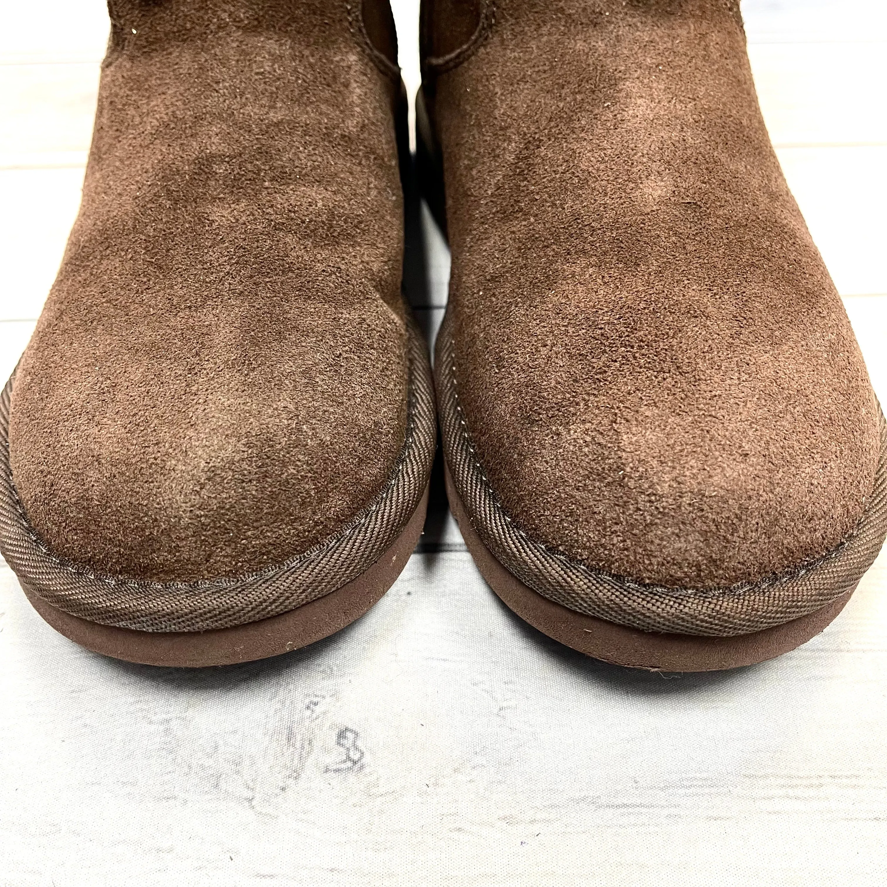 Boots Designer By Ugg  Size: 7