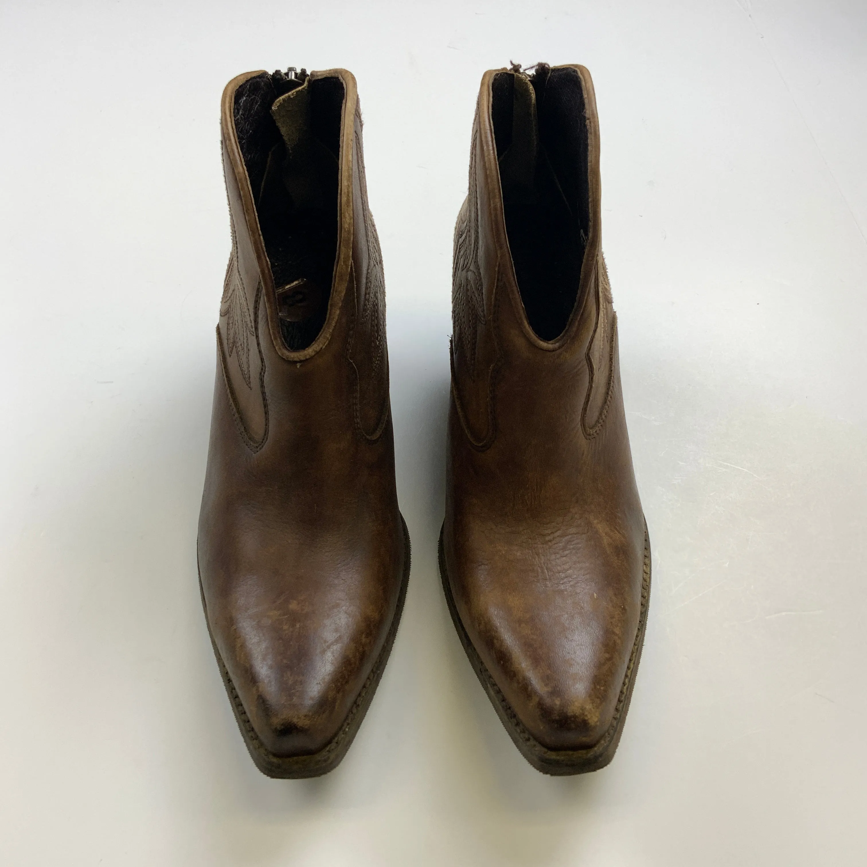 Boots Western By Ariat In Brown, Size: 8