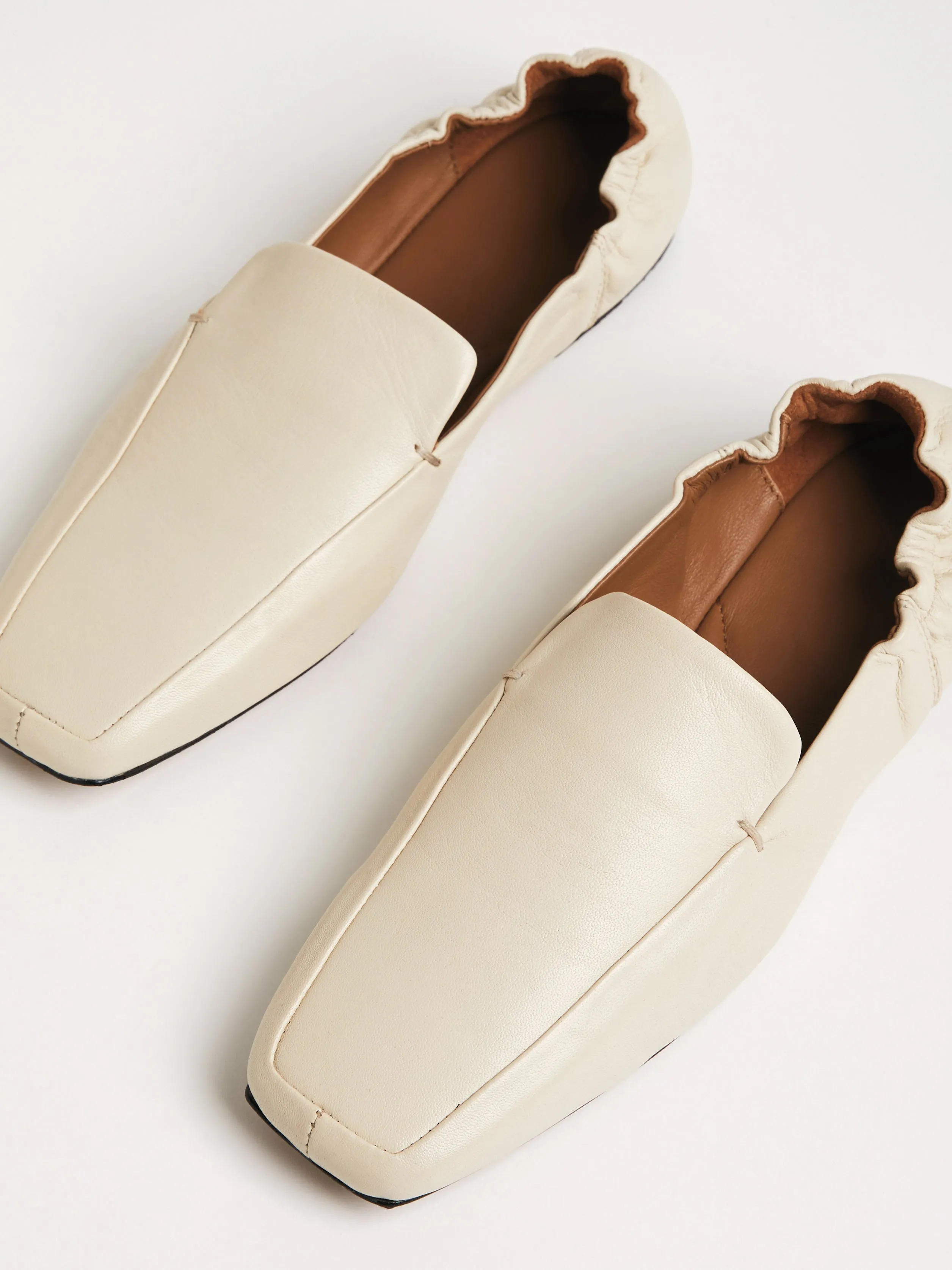 Chester Soft Leather Loafers | Cream