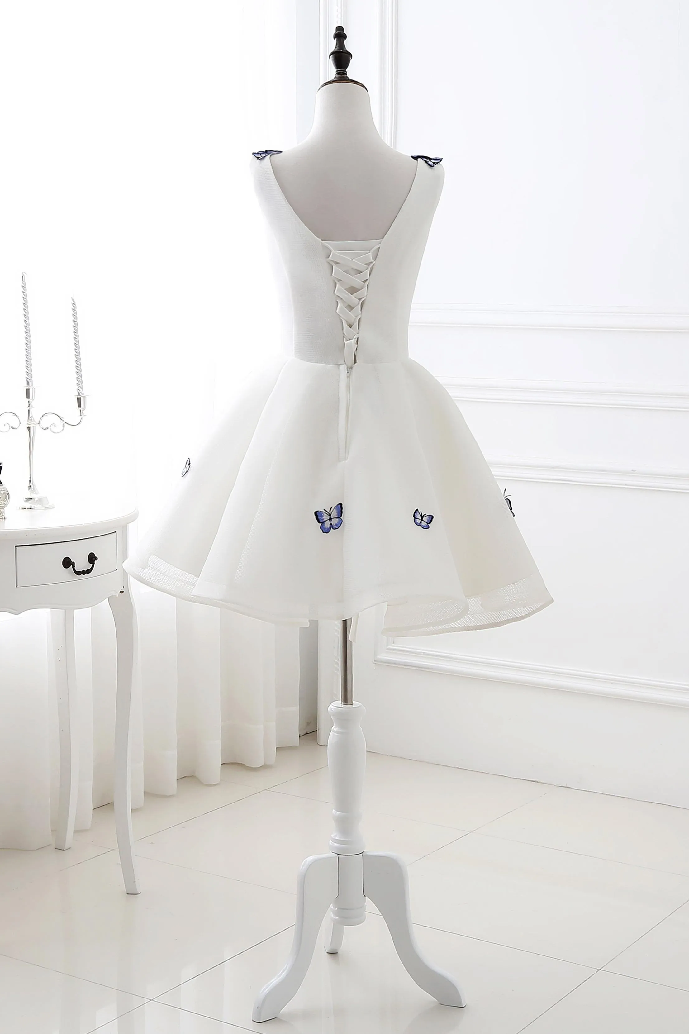 Elegant Sleeveless V-Neck White Homecoming Dress With Blue Butterflies Short Prom Dress AS12426