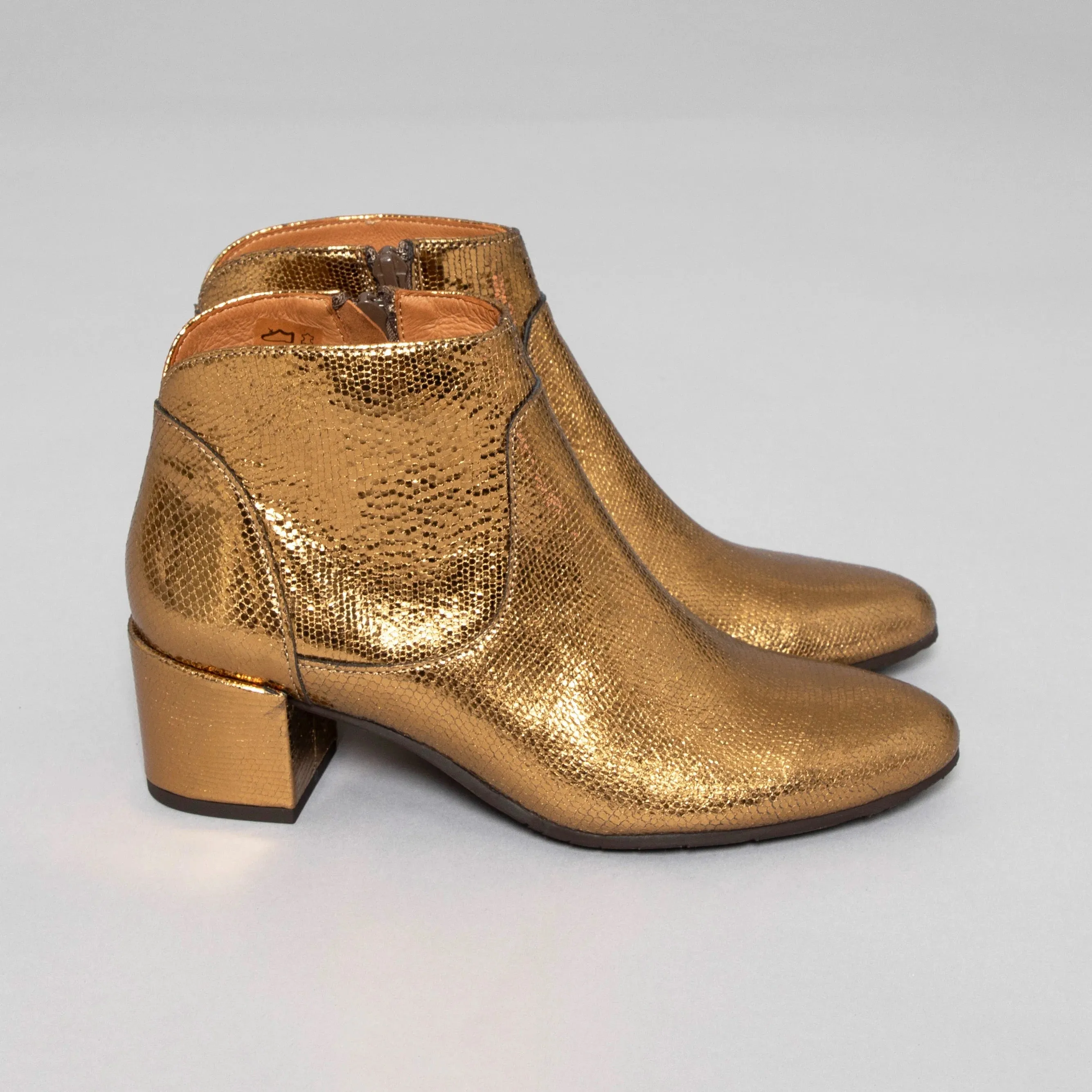 Esska Kiana Leather Gold Block Heel Ankle Boot