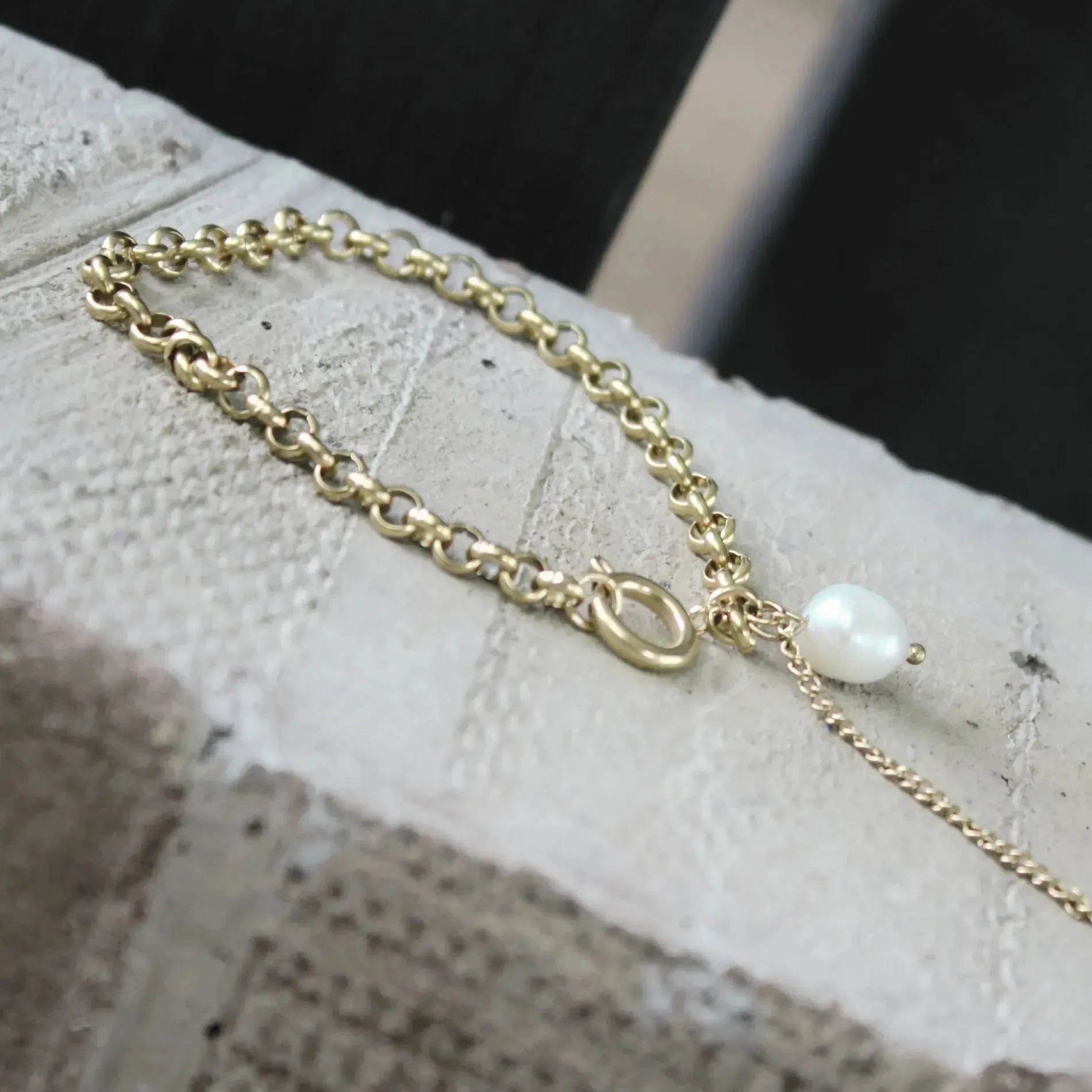 Joy Waterproof Link Pearl Bracelet 18K Gold Plating