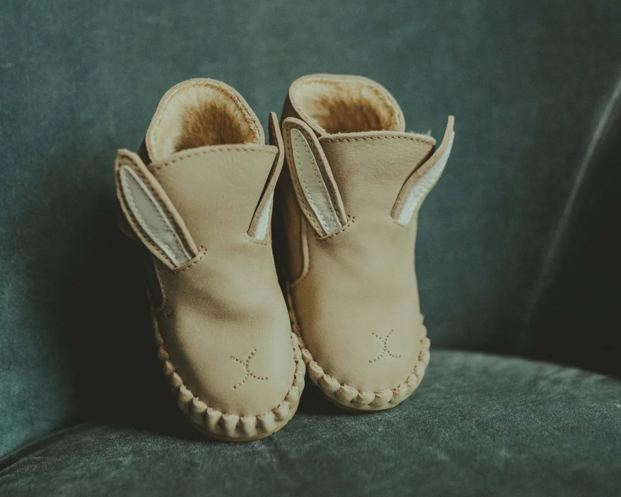 Kapi Classic Booties | Bunny | Taupe Nubuck