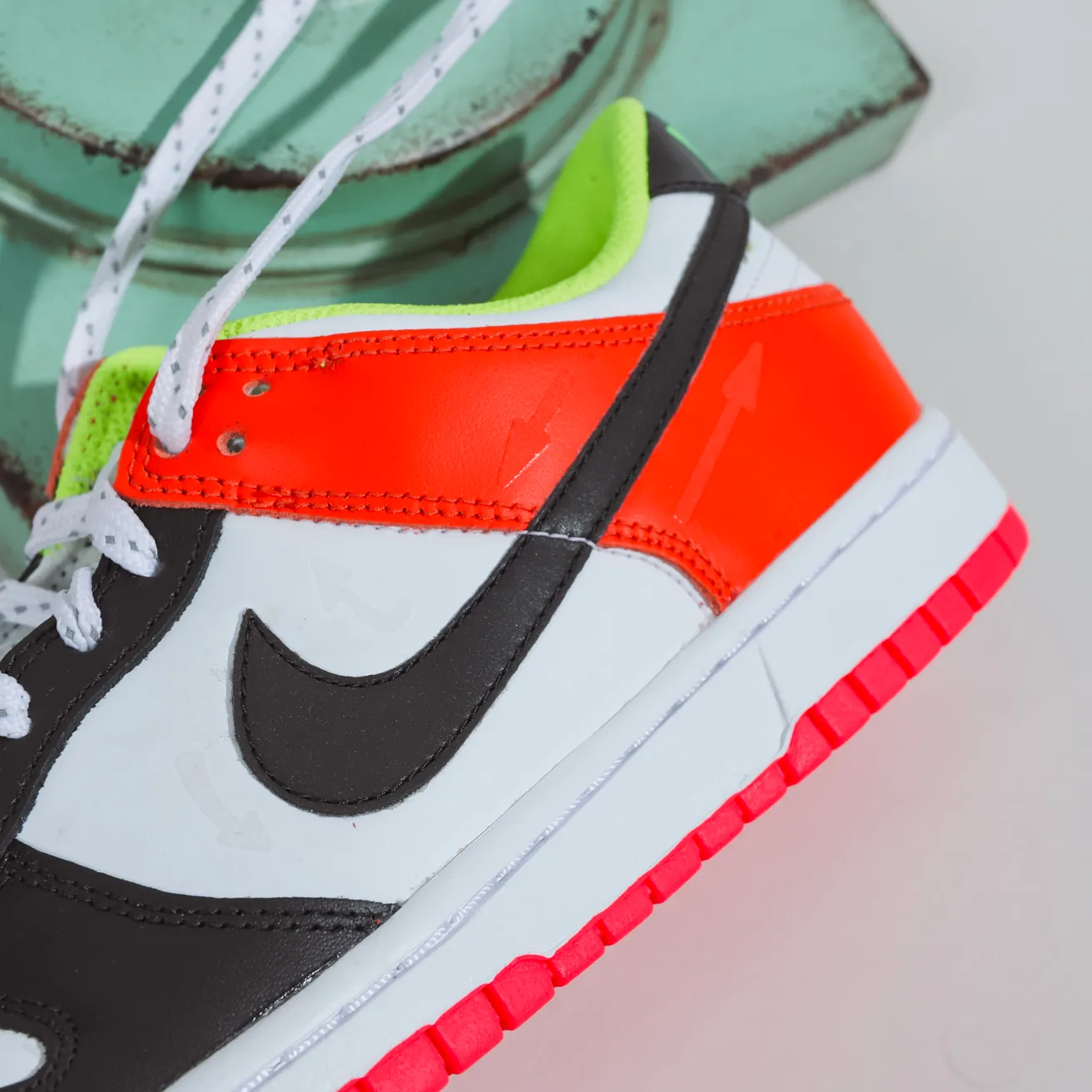 Nike Dunk Low Cartwheel GS (Women's) [DV1752-101]