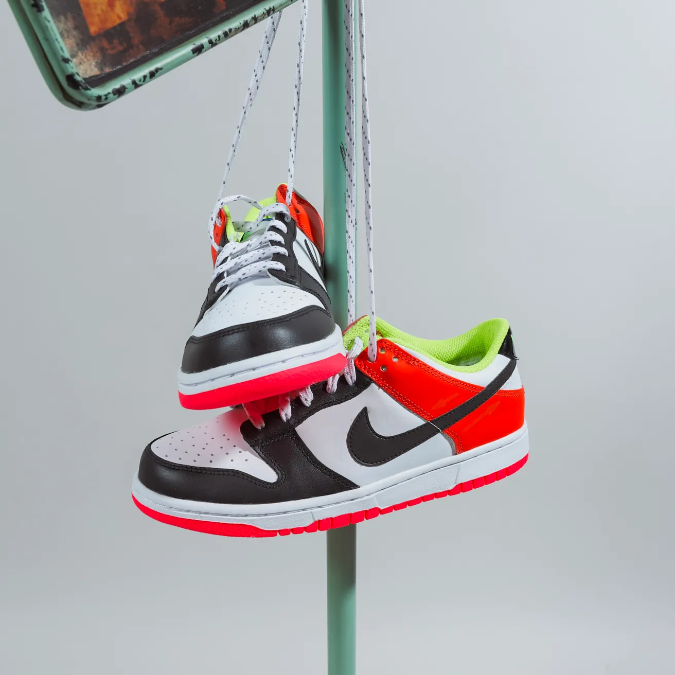 Nike Dunk Low Cartwheel GS (Women's) [DV1752-101]