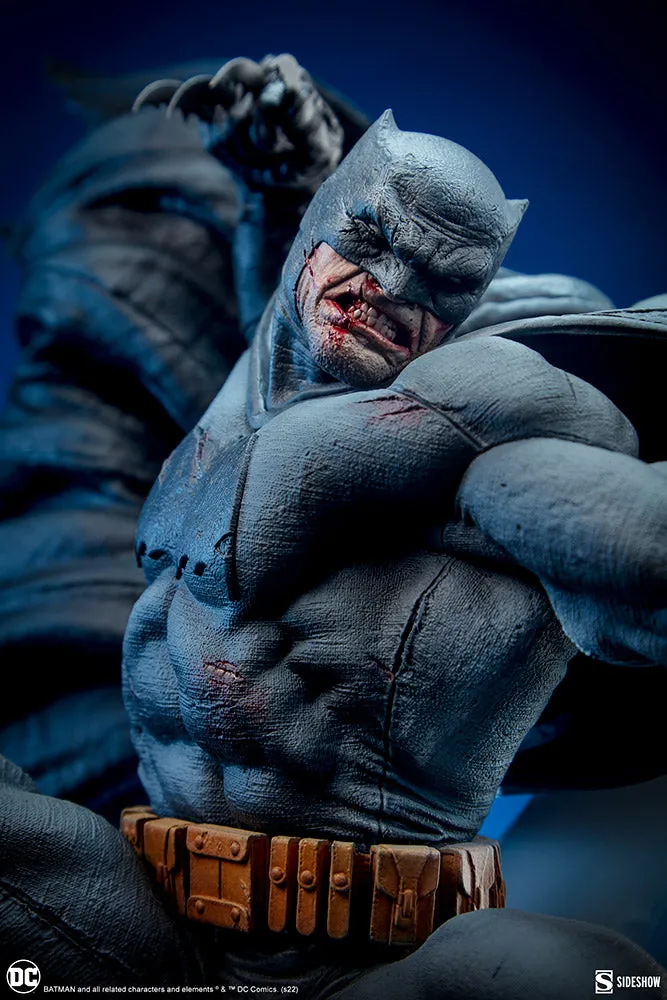 Sidehsow Collectibles Batman: The Dark Knight Returns Premium Format Figure